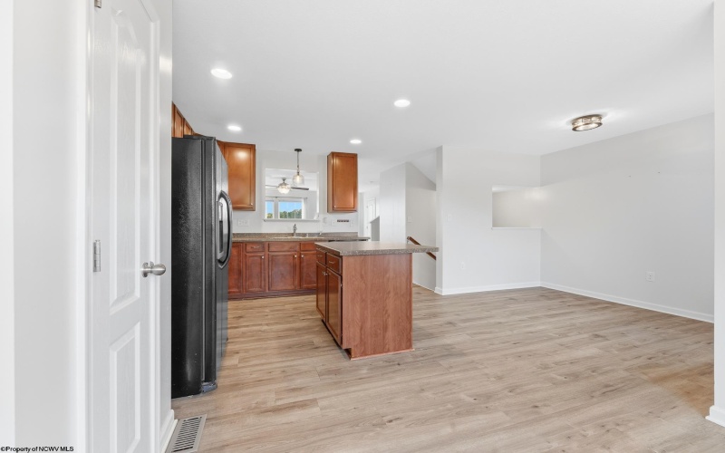 172 Birds Eye View Drive, Morgantown, West Virginia 26501, 3 Bedrooms Bedrooms, 5 Rooms Rooms,2 BathroomsBathrooms,Single Family Attached,For Sale,Birds Eye View,10165462