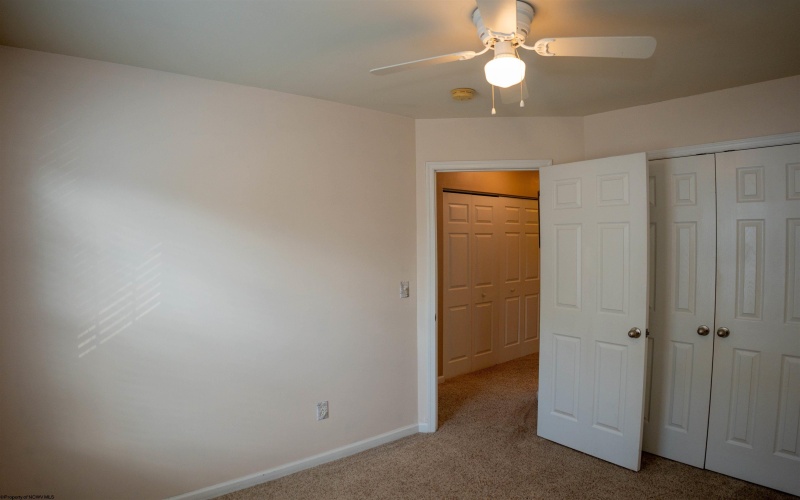 108 Park Place Drive, Morgantown, West Virginia 26508, 3 Bedrooms Bedrooms, 6 Rooms Rooms,2 BathroomsBathrooms,Single Family Attached,For Sale,Park Place,10165463