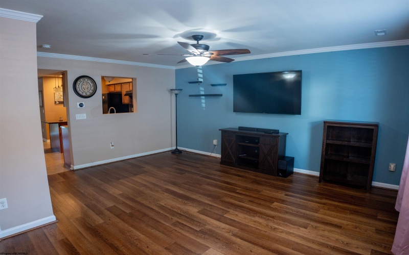 108 Park Place Drive, Morgantown, West Virginia 26508, 3 Bedrooms Bedrooms, 6 Rooms Rooms,2 BathroomsBathrooms,Single Family Attached,For Sale,Park Place,10165463