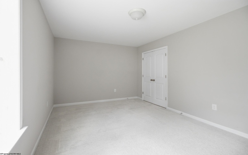 72 Bedford Court, Bridgeport, West Virginia 26330, 3 Bedrooms Bedrooms, 7 Rooms Rooms,2 BathroomsBathrooms,Single Family Attached,For Sale,Bedford,10165478