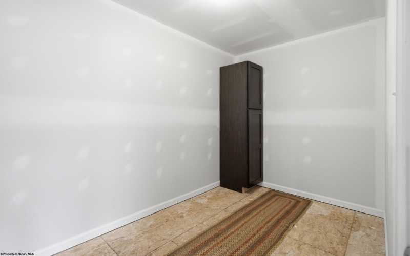 72 Bedford Court, Bridgeport, West Virginia 26330, 3 Bedrooms Bedrooms, 7 Rooms Rooms,2 BathroomsBathrooms,Single Family Attached,For Sale,Bedford,10165478