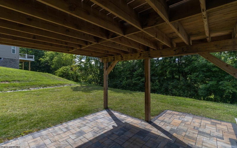 72 Bedford Court, Bridgeport, West Virginia 26330, 3 Bedrooms Bedrooms, 7 Rooms Rooms,2 BathroomsBathrooms,Single Family Attached,For Sale,Bedford,10165478