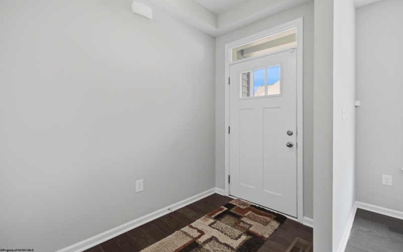 72 Bedford Court, Bridgeport, West Virginia 26330, 3 Bedrooms Bedrooms, 7 Rooms Rooms,2 BathroomsBathrooms,Single Family Attached,For Sale,Bedford,10165478