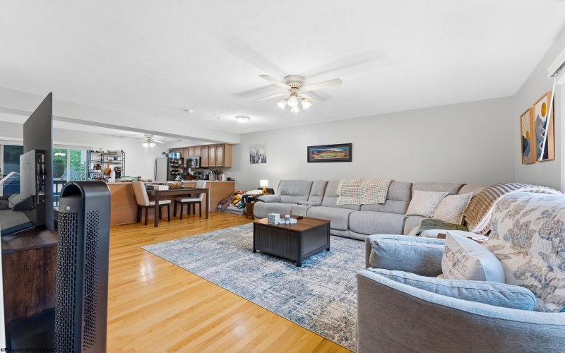 204 Stonegate Circle, Morgantown, West Virginia 26505, 2 Bedrooms Bedrooms, 4 Rooms Rooms,2 BathroomsBathrooms,Single Family Attached,For Sale,Stonegate,10165479
