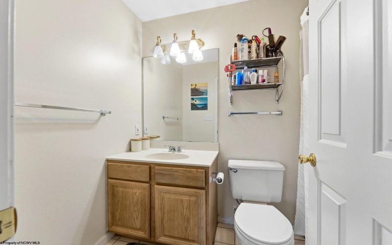 204 Stonegate Circle, Morgantown, West Virginia 26505, 2 Bedrooms Bedrooms, 4 Rooms Rooms,2 BathroomsBathrooms,Single Family Attached,For Sale,Stonegate,10165479