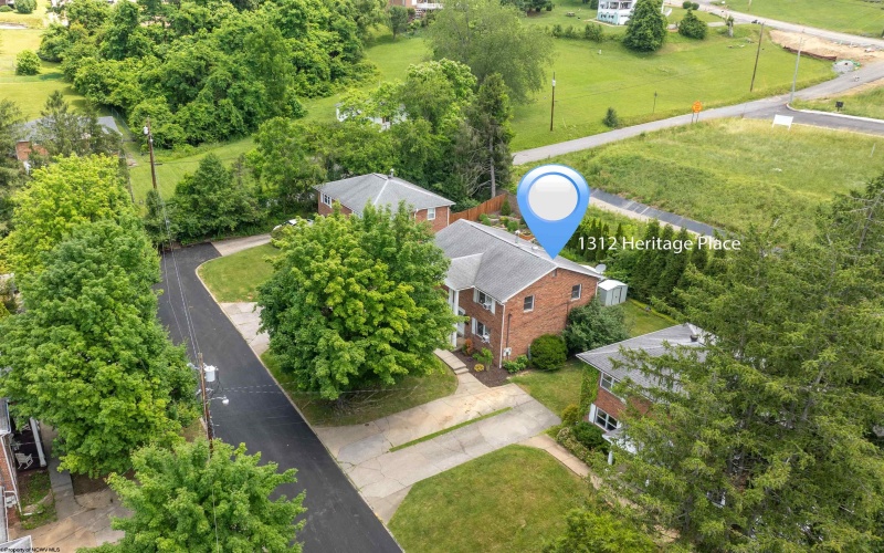 1312 Heritage Place, Morgantown, West Virginia 26505, 2 Bedrooms Bedrooms, 6 Rooms Rooms,1 BathroomBathrooms,Single Family Attached,For Sale,Heritage,10165465