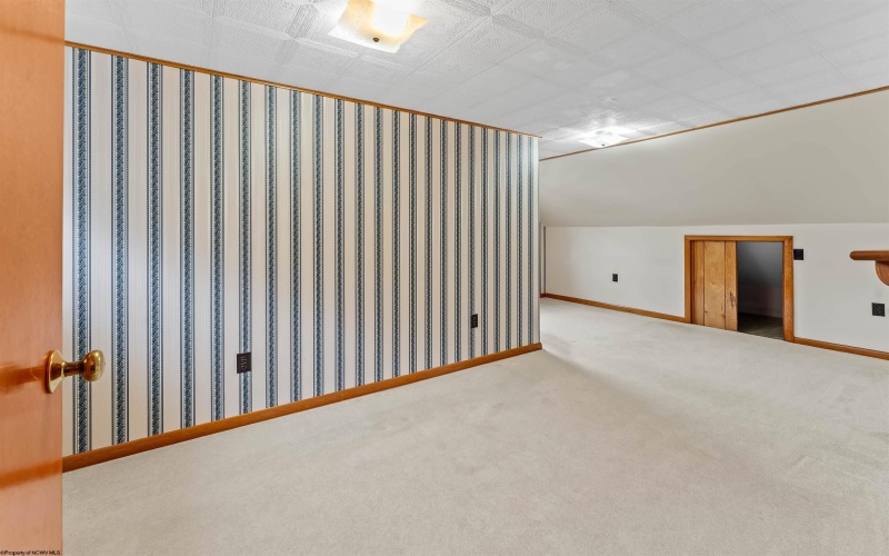 627 Elysian Avenue, Morgantown, West Virginia 26501, 3 Bedrooms Bedrooms, 6 Rooms Rooms,3 BathroomsBathrooms,Single Family Detached,For Sale,Elysian,10165466