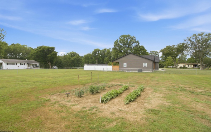 764 Laurel Park Road, Clarksburg, West Virginia 26301, 3 Bedrooms Bedrooms, 7 Rooms Rooms,2 BathroomsBathrooms,Single Family Detached,For Sale,Laurel Park,10165468 764 Laurel Park Road, Clarksburg, West Virginia 26301, 3 Bedrooms Bedrooms, 7 Rooms Rooms,2 BathroomsBathrooms,Single Family Detached,For Sale,Laurel Park,10165468