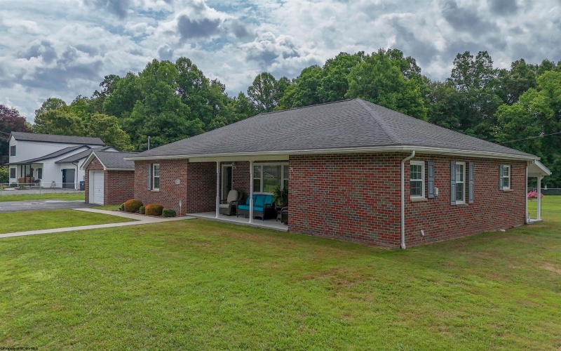 764 Laurel Park Road, Clarksburg, West Virginia 26301, 3 Bedrooms Bedrooms, 7 Rooms Rooms,2 BathroomsBathrooms,Single Family Detached,For Sale,Laurel Park,10165468 764 Laurel Park Road, Clarksburg, West Virginia 26301, 3 Bedrooms Bedrooms, 7 Rooms Rooms,2 BathroomsBathrooms,Single Family Detached,For Sale,Laurel Park,10165468