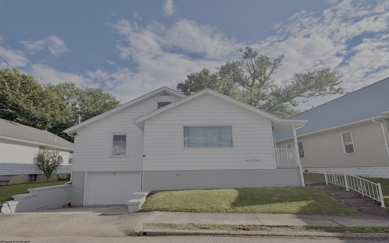 711 Ohio Avenue, Fairmont, West Virginia 26554, 2 Bedrooms Bedrooms, 6 Rooms Rooms,2 BathroomsBathrooms,Single Family Detached,For Sale,Ohio,10165469