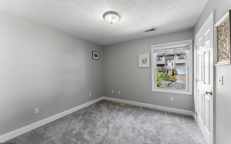 407 December Lane, Morgantown, West Virginia 26508, 4 Bedrooms Bedrooms, 8 Rooms Rooms,2 BathroomsBathrooms,Single Family Detached,For Sale,December,10165470