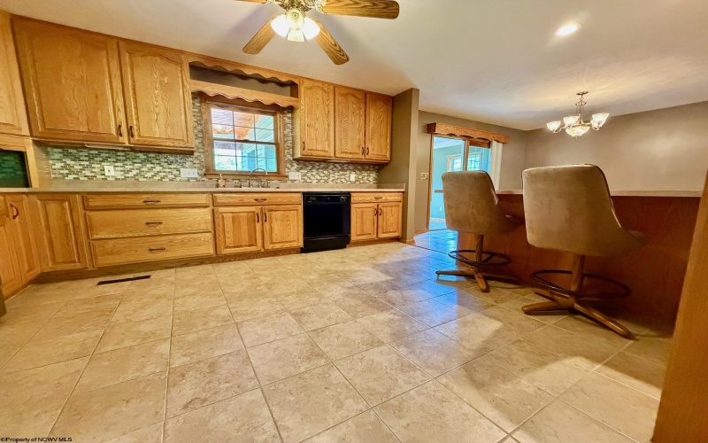 201 Simpson Run Road, Weston, West Virginia 26452, 3 Bedrooms Bedrooms, 10 Rooms Rooms,2 BathroomsBathrooms,Single Family Detached,For Sale,Simpson Run,10165472