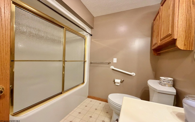 201 Simpson Run Road, Weston, West Virginia 26452, 3 Bedrooms Bedrooms, 10 Rooms Rooms,2 BathroomsBathrooms,Single Family Detached,For Sale,Simpson Run,10165472