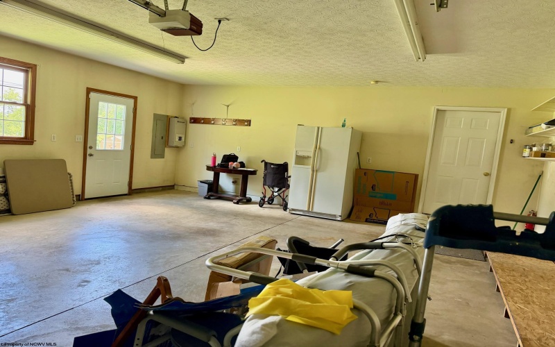 201 Simpson Run Road, Weston, West Virginia 26452, 3 Bedrooms Bedrooms, 10 Rooms Rooms,2 BathroomsBathrooms,Single Family Detached,For Sale,Simpson Run,10165472