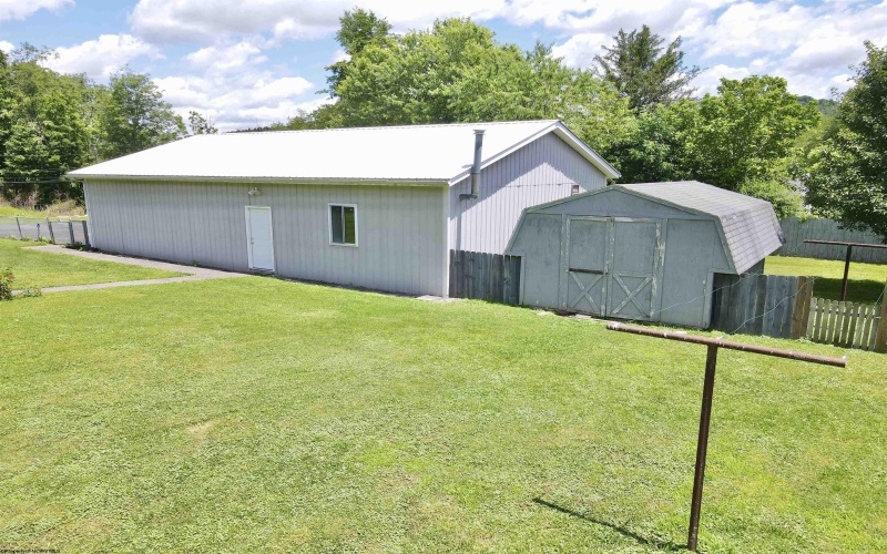 201 Simpson Run Road, Weston, West Virginia 26452, 3 Bedrooms Bedrooms, 10 Rooms Rooms,2 BathroomsBathrooms,Single Family Detached,For Sale,Simpson Run,10165472