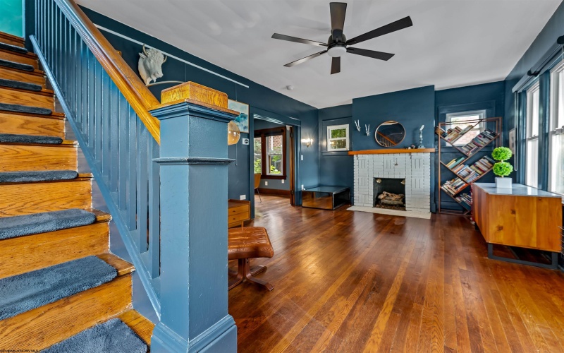50 Maple Avenue, Morgantown, West Virginia 26501, 3 Bedrooms Bedrooms, 6 Rooms Rooms,1 BathroomBathrooms,Single Family Detached,For Sale,Maple,10165473 50 Maple Avenue, Morgantown, West Virginia 26501, 3 Bedrooms Bedrooms, 6 Rooms Rooms,1 BathroomBathrooms,Single Family Detached,For Sale,Maple,10165473