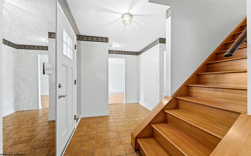 106 Forest Drive, Morgantown, West Virginia 26505, 4 Bedrooms Bedrooms, 9 Rooms Rooms,3 BathroomsBathrooms,Single Family Detached,For Sale,Forest,10165474