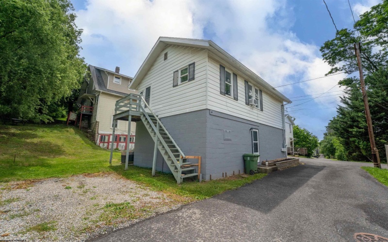 863 Harrison Street, Morgantown, West Virginia 26505, 1 Bedroom Bedrooms, 5 Rooms Rooms,1 BathroomBathrooms,Single Family Detached,For Sale,Harrison,10165477