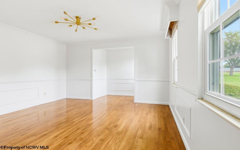 26 Carriage Lane, Bridgeport, West Virginia 26330, 4 Bedrooms Bedrooms, 10 Rooms Rooms,2 BathroomsBathrooms,Single Family Detached,For Sale,Carriage,10165481
