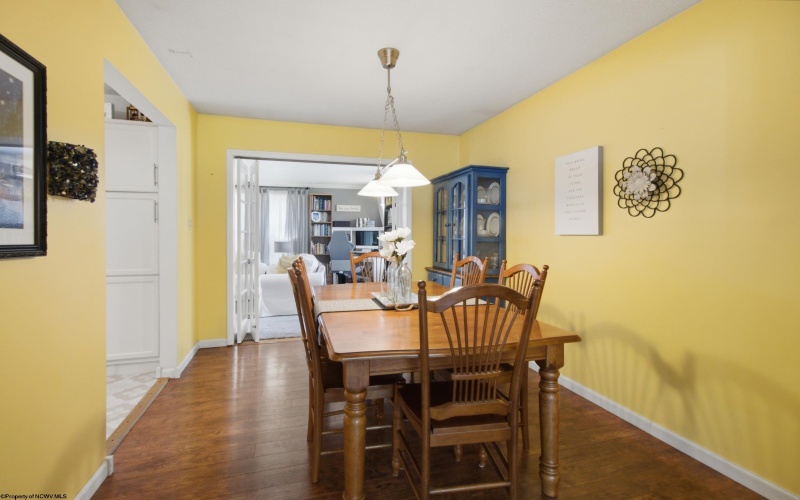 1541 Maple Lake Road, Bridgeport, West Virginia 26330, 3 Bedrooms Bedrooms, 7 Rooms Rooms,1 BathroomBathrooms,Single Family Detached,For Sale,Maple Lake,10165482