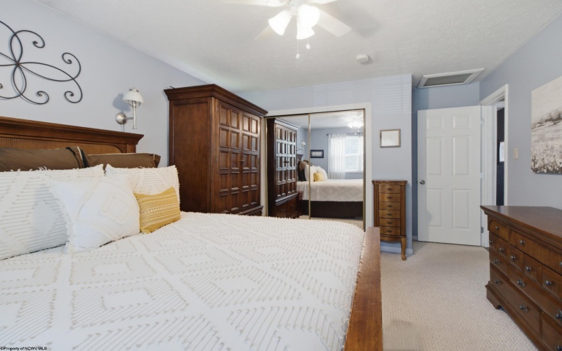 1541 Maple Lake Road, Bridgeport, West Virginia 26330, 3 Bedrooms Bedrooms, 7 Rooms Rooms,1 BathroomBathrooms,Single Family Detached,For Sale,Maple Lake,10165482