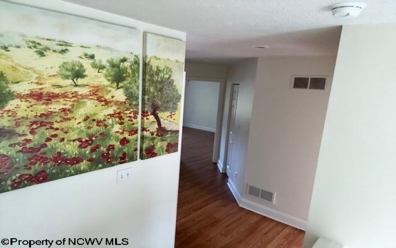 931 Ashton Place, Morgantown, West Virginia 26508, 3 Bedrooms Bedrooms, 7 Rooms Rooms,2 BathroomsBathrooms,Single Family Attached,For Sale,Ashton,10165494