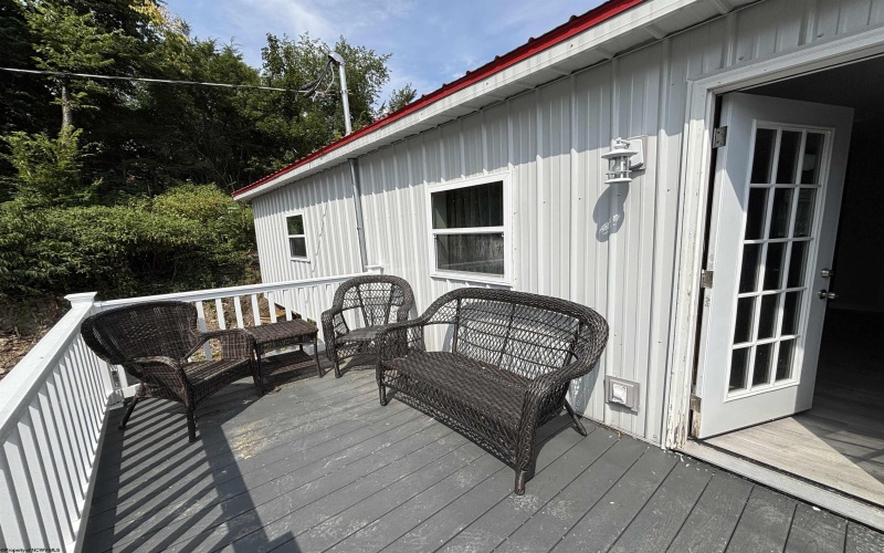 87 School Street, Morgantown, West Virginia 26501, 2 Bedrooms Bedrooms, 3 Rooms Rooms,1 BathroomBathrooms,Residential Rentals,For Rent,School,10165485