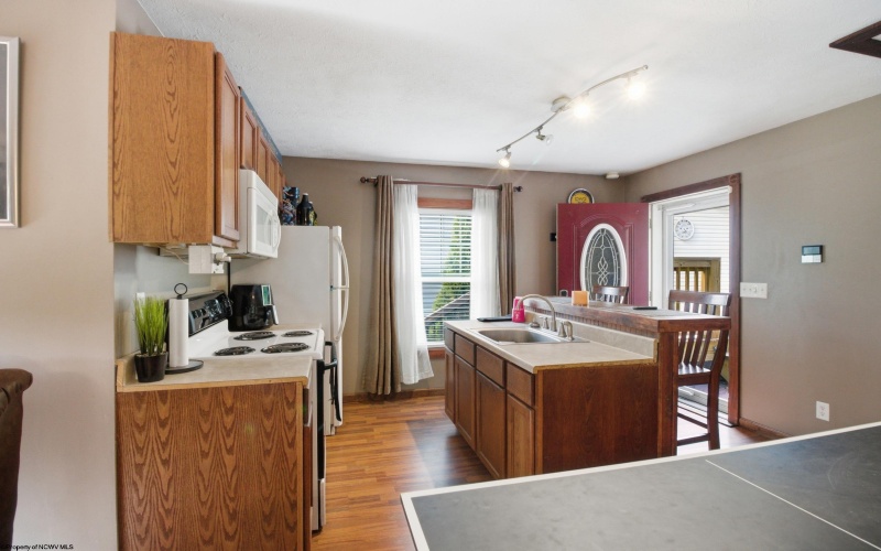 850 Oak Street, Anmoore, West Virginia 26323, 3 Bedrooms Bedrooms, 7 Rooms Rooms,3 BathroomsBathrooms,Single Family Detached,For Sale,Oak,10165487 850 Oak Street, Anmoore, West Virginia 26323, 3 Bedrooms Bedrooms, 7 Rooms Rooms,3 BathroomsBathrooms,Single Family Detached,For Sale,Oak,10165487