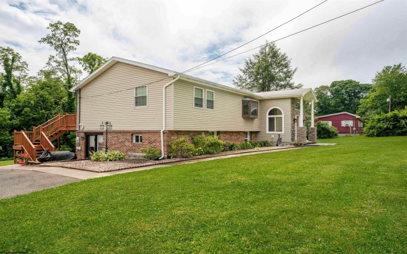 11314 Preston Highway, Kingwood, West Virginia 26537, 5 Bedrooms Bedrooms, 8 Rooms Rooms,3 BathroomsBathrooms,Single Family Detached,For Sale,Preston,10165493