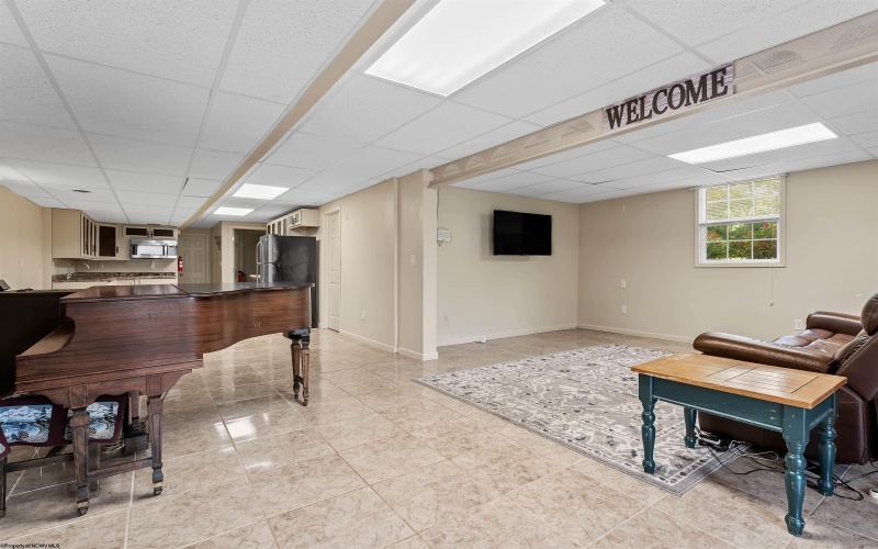 11314 Preston Highway, Kingwood, West Virginia 26537, 5 Bedrooms Bedrooms, 8 Rooms Rooms,3 BathroomsBathrooms,Single Family Detached,For Sale,Preston,10165493