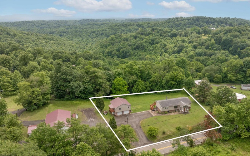 11314 Preston Highway, Kingwood, West Virginia 26537, 5 Bedrooms Bedrooms, 8 Rooms Rooms,3 BathroomsBathrooms,Single Family Detached,For Sale,Preston,10165493