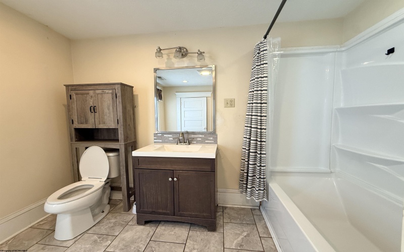 322 Harrison Street, Clarksburg, West Virginia 26301, 3 Bedrooms Bedrooms, 8 Rooms Rooms,1 BathroomBathrooms,Single Family Detached,For Sale,Harrison,10165495