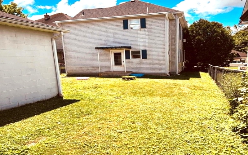 243 Liberty Avenue, Clarksburg, West Virginia 26301-4431, 3 Bedrooms Bedrooms, 6 Rooms Rooms,1 BathroomBathrooms,Single Family Detached,For Sale,Liberty,10165496