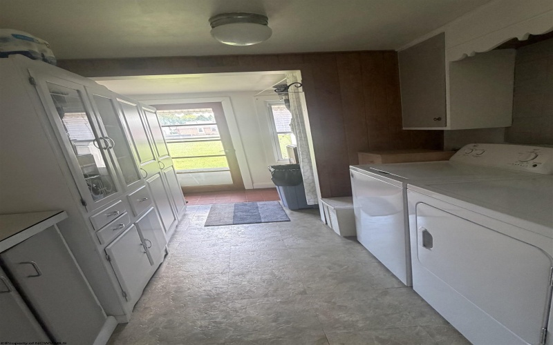 34 Allen Street, Mill Creek, West Virginia 26280, 3 Bedrooms Bedrooms, 6 Rooms Rooms,1 BathroomBathrooms,Single Family Detached,For Sale,Allen,10165499