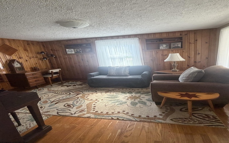 34 Allen Street, Mill Creek, West Virginia 26280, 3 Bedrooms Bedrooms, 6 Rooms Rooms,1 BathroomBathrooms,Single Family Detached,For Sale,Allen,10165499