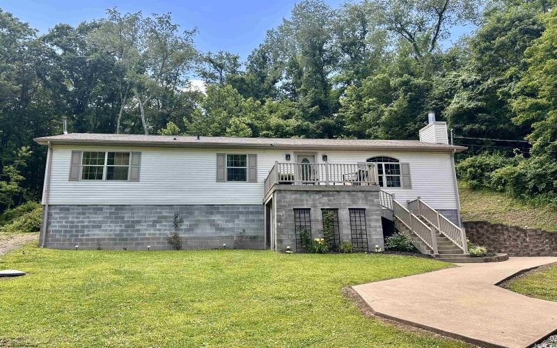 588 Pinch Gut Hollow Road, Fairmont, West Virginia 26554, 5 Bedrooms Bedrooms, 7 Rooms Rooms,2 BathroomsBathrooms,Single Family Detached,For Sale,Pinch Gut Hollow,10165500