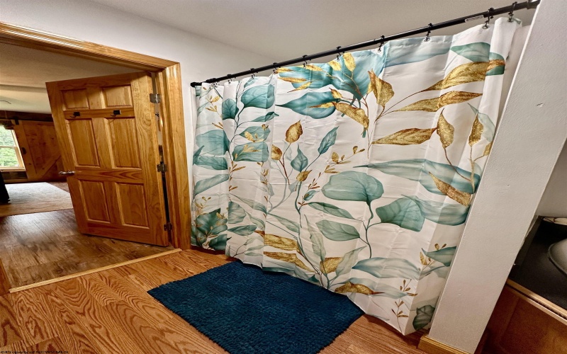 588 Pinch Gut Hollow Road, Fairmont, West Virginia 26554, 5 Bedrooms Bedrooms, 7 Rooms Rooms,2 BathroomsBathrooms,Single Family Detached,For Sale,Pinch Gut Hollow,10165500