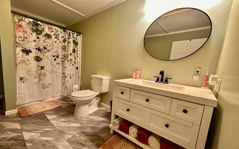 588 Pinch Gut Hollow Road, Fairmont, West Virginia 26554, 5 Bedrooms Bedrooms, 7 Rooms Rooms,2 BathroomsBathrooms,Single Family Detached,For Sale,Pinch Gut Hollow,10165500