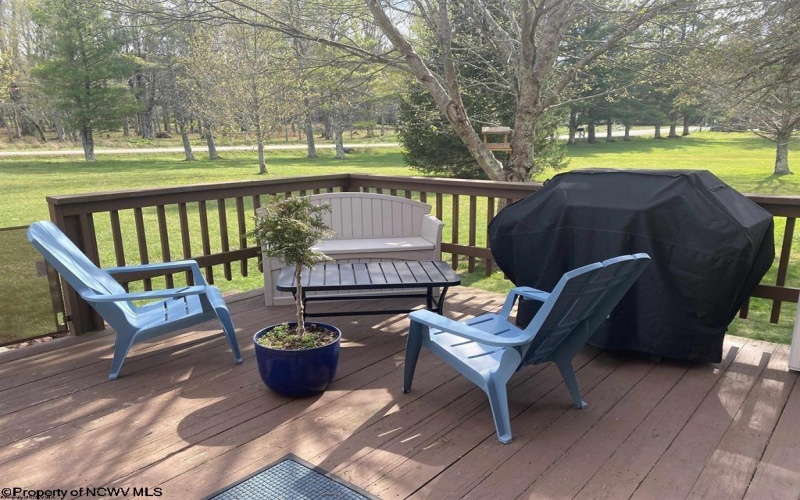 100 Deerfield Circle, Davis, West Virginia 26260, 1 Bedroom Bedrooms, 4 Rooms Rooms,1 BathroomBathrooms,Single Family Attached,For Sale,Deerfield,10165509