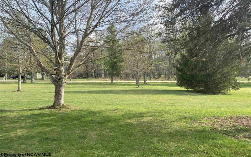 100 Deerfield Circle, Davis, West Virginia 26260, 1 Bedroom Bedrooms, 4 Rooms Rooms,1 BathroomBathrooms,Single Family Attached,For Sale,Deerfield,10165509