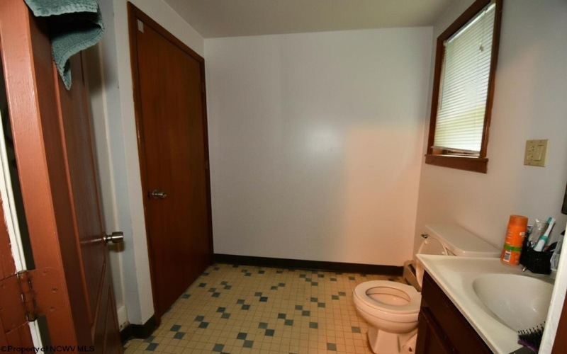1411 Willey Street, Morgantown, West Virginia 26505, ,Multi-unit/income,For Sale,Willey,10165522