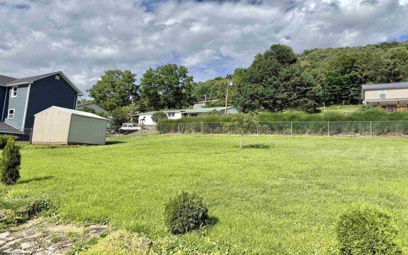 44 Fifth Street, Hendricks, West Virginia 26271, 3 Bedrooms Bedrooms, 6 Rooms Rooms,2 BathroomsBathrooms,Single Family Detached,For Sale,Fifth,10165528