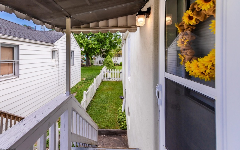 1360 Fenwick Avenue, Morgantown, West Virginia 26505, 2 Bedrooms Bedrooms, 4 Rooms Rooms,2 BathroomsBathrooms,Single Family Detached,For Sale,Fenwick,10165527