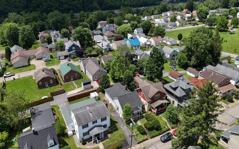 640 West Virginia Avenue, Morgantown, West Virginia 26501, 2 Bedrooms Bedrooms, 6 Rooms Rooms,1 BathroomBathrooms,Single Family Detached,For Sale,West Virginia,10165526