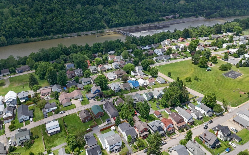 640 West Virginia Avenue, Morgantown, West Virginia 26501, 2 Bedrooms Bedrooms, 6 Rooms Rooms,1 BathroomBathrooms,Single Family Detached,For Sale,West Virginia,10165526