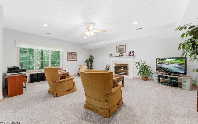 2016 White Oak Drive, Morgantown, West Virginia 26505, 5 Bedrooms Bedrooms, 14 Rooms Rooms,4 BathroomsBathrooms,Single Family Detached,For Sale,White Oak,10165503