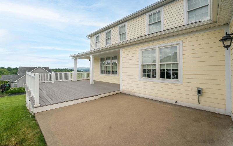 148 Southwind Circle, Morgantown, West Virginia 26508, 4 Bedrooms Bedrooms, 8 Rooms Rooms,3 BathroomsBathrooms,Single Family Detached,For Sale,Southwind,10165506 148 Southwind Circle, Morgantown, West Virginia 26508, 4 Bedrooms Bedrooms, 8 Rooms Rooms,3 BathroomsBathrooms,Single Family Detached,For Sale,Southwind,10165506