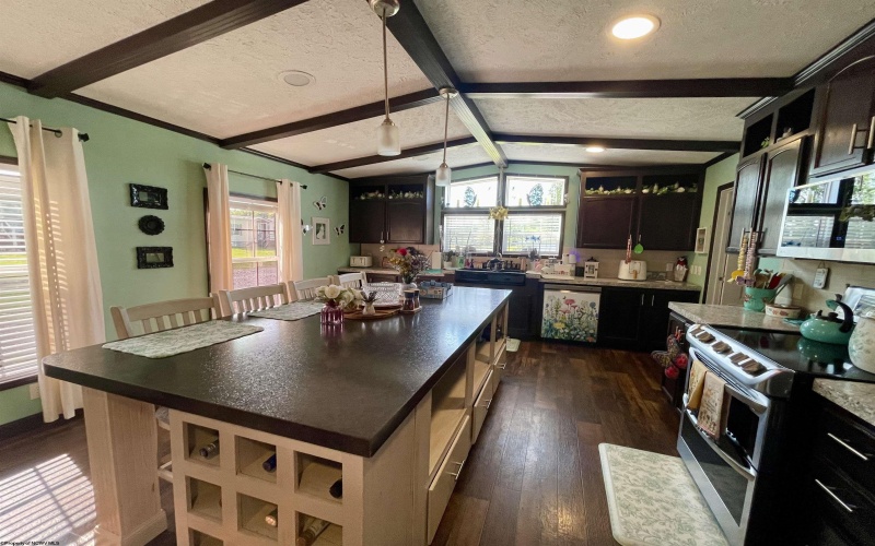 25 Fato Lane, Buckhannon, West Virginia 26201, 3 Bedrooms Bedrooms, 7 Rooms Rooms,2 BathroomsBathrooms,Single Family Detached,For Sale,Fato,10165507
