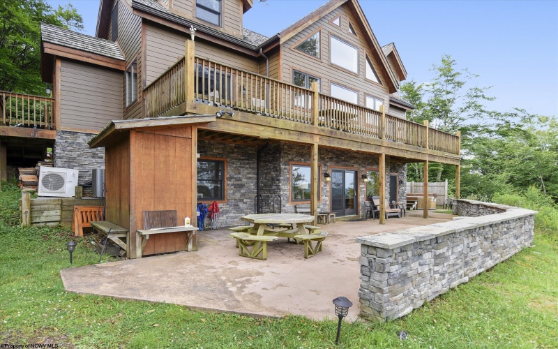671 Mid Mountain Drive, Davis, West Virginia 26260, 6 Bedrooms Bedrooms, 17 Rooms Rooms,5 BathroomsBathrooms,Single Family Detached,For Sale,Mid Mountain,10165515