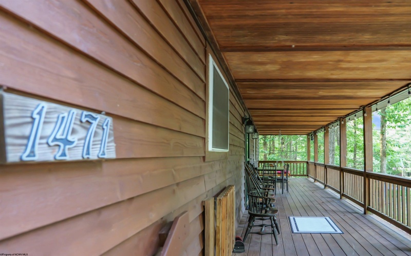 1471 Alpine Drive, Terra Alta, West Virginia 26764, 3 Bedrooms Bedrooms, 8 Rooms Rooms,2 BathroomsBathrooms,Single Family Detached,For Sale,Alpine,10165517